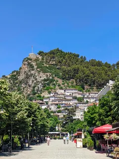 Analizë- Ekonomia Shqiptare në 2025
